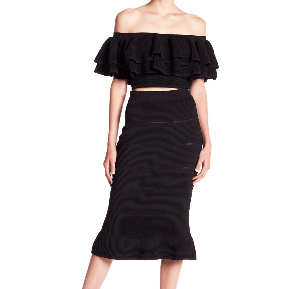 🆕 KEEPSAKE Off the Shoulder Ruffle Crop Top - Picture 3 of 5